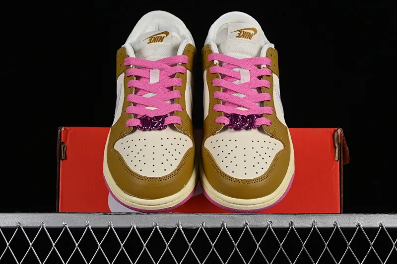 All categories Nk SB Dunk series Nk SB Dunk Low low-top sneakers Nk Dunk Low "Just Do It" pink SB low-top casual sneakers FD8683-700